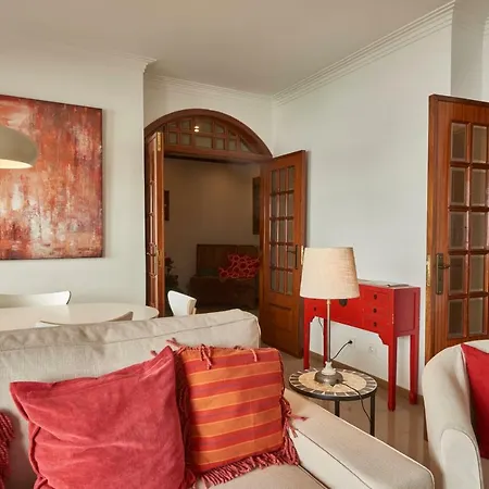 Handsome * Віавіа